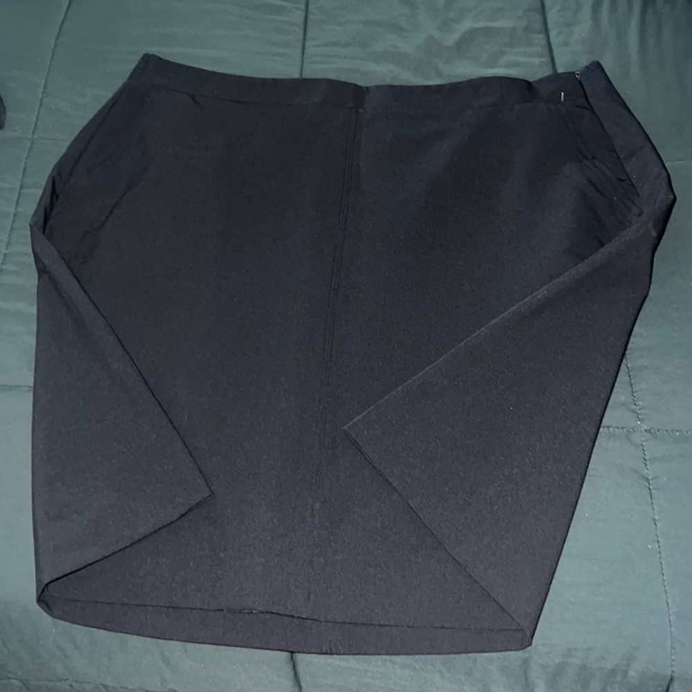 Liz Claiborne Women’s skirt
